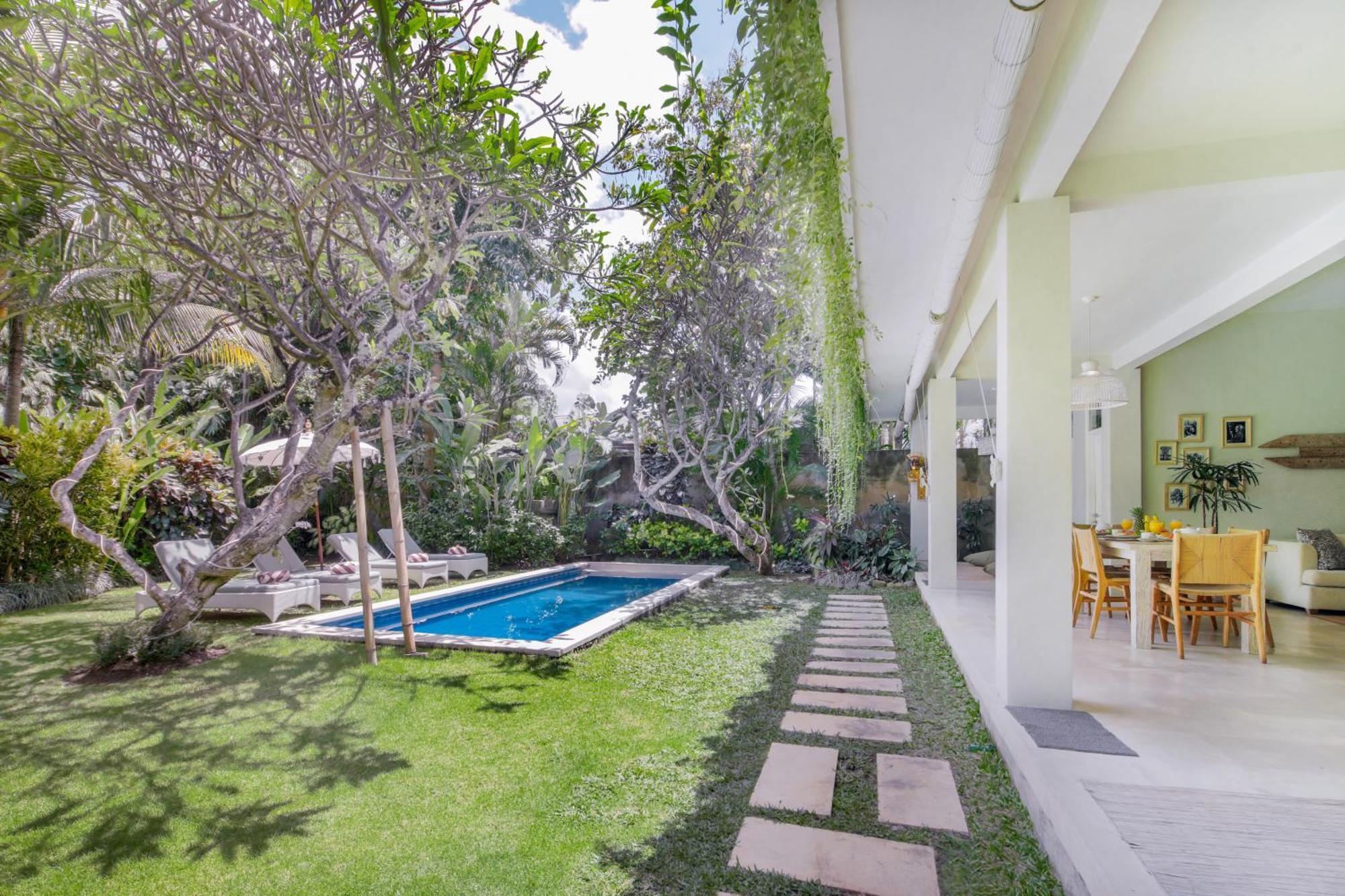 Villa Lodek Deluxe Seminyak  Ngoại thất bức ảnh