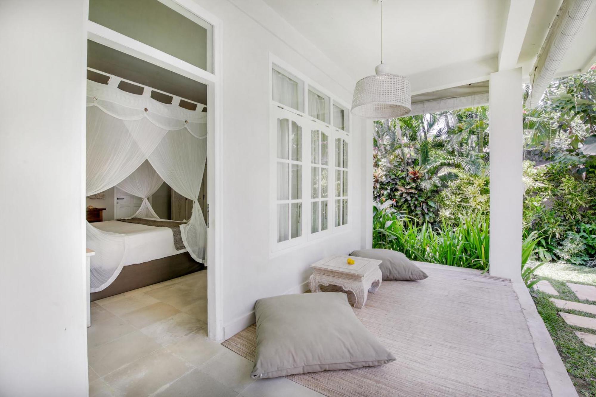 Villa Lodek Deluxe Seminyak  Ngoại thất bức ảnh