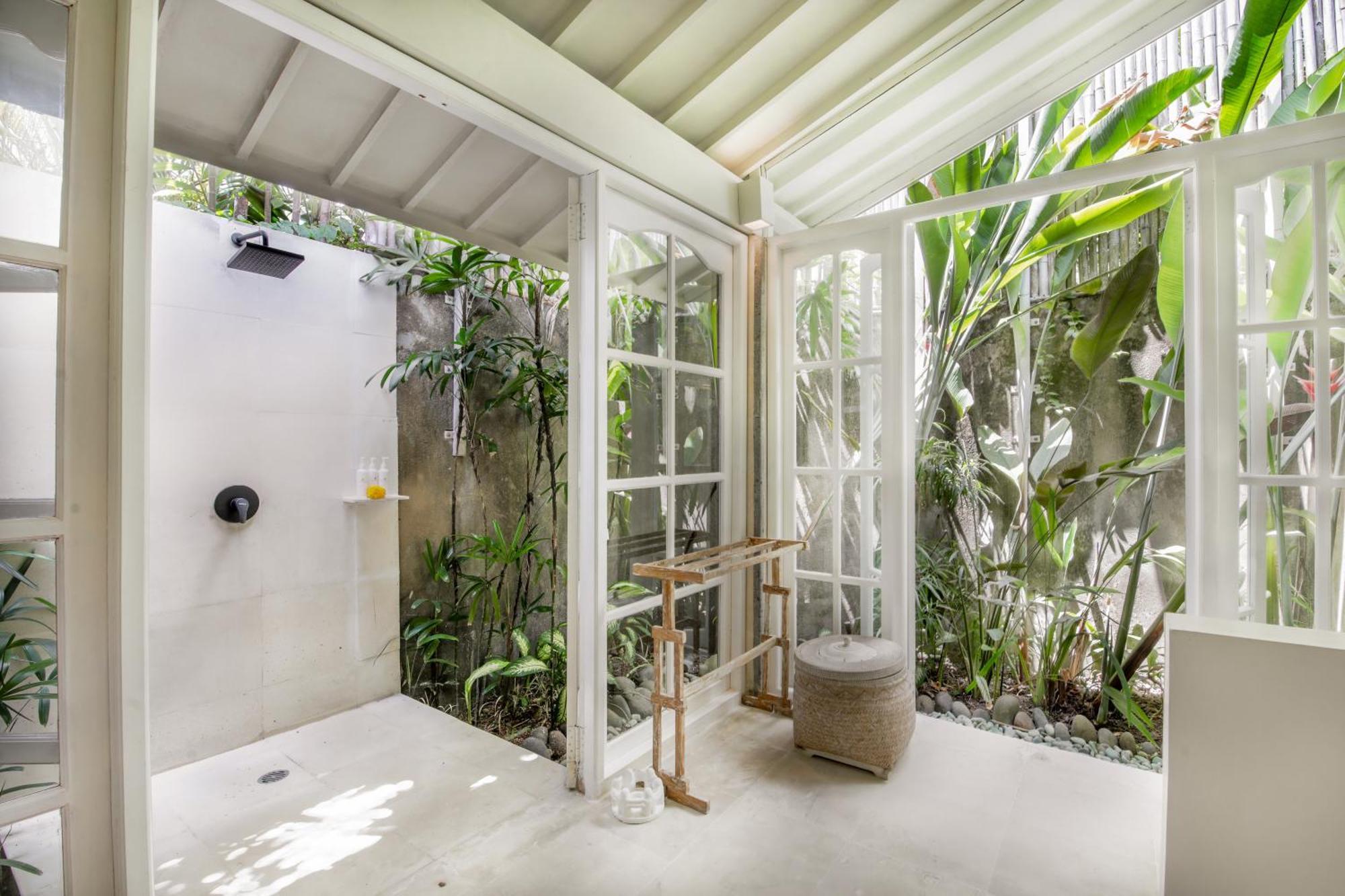 Villa Lodek Deluxe Seminyak  Ngoại thất bức ảnh