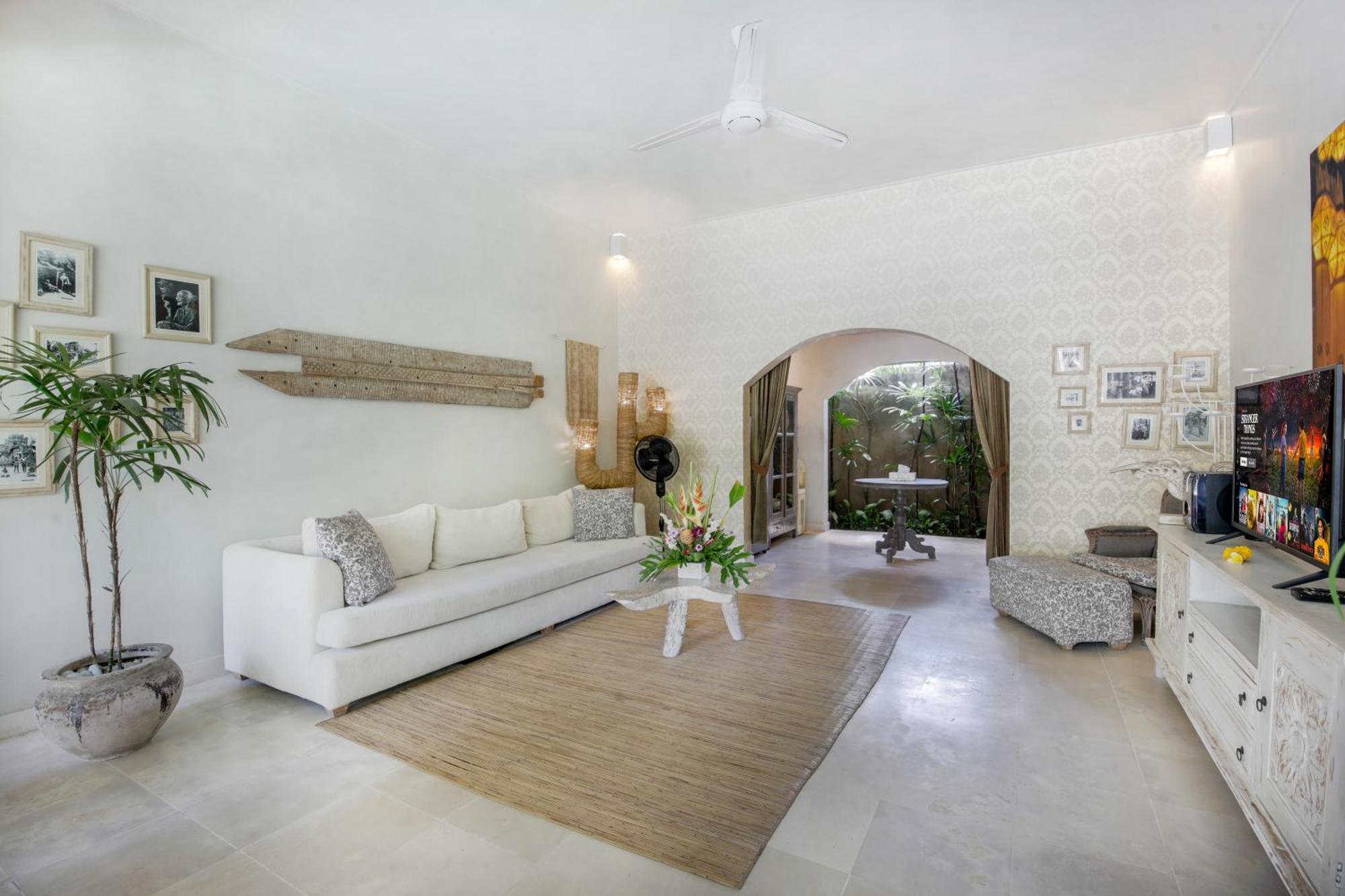 Villa Lodek Deluxe Seminyak  Ngoại thất bức ảnh