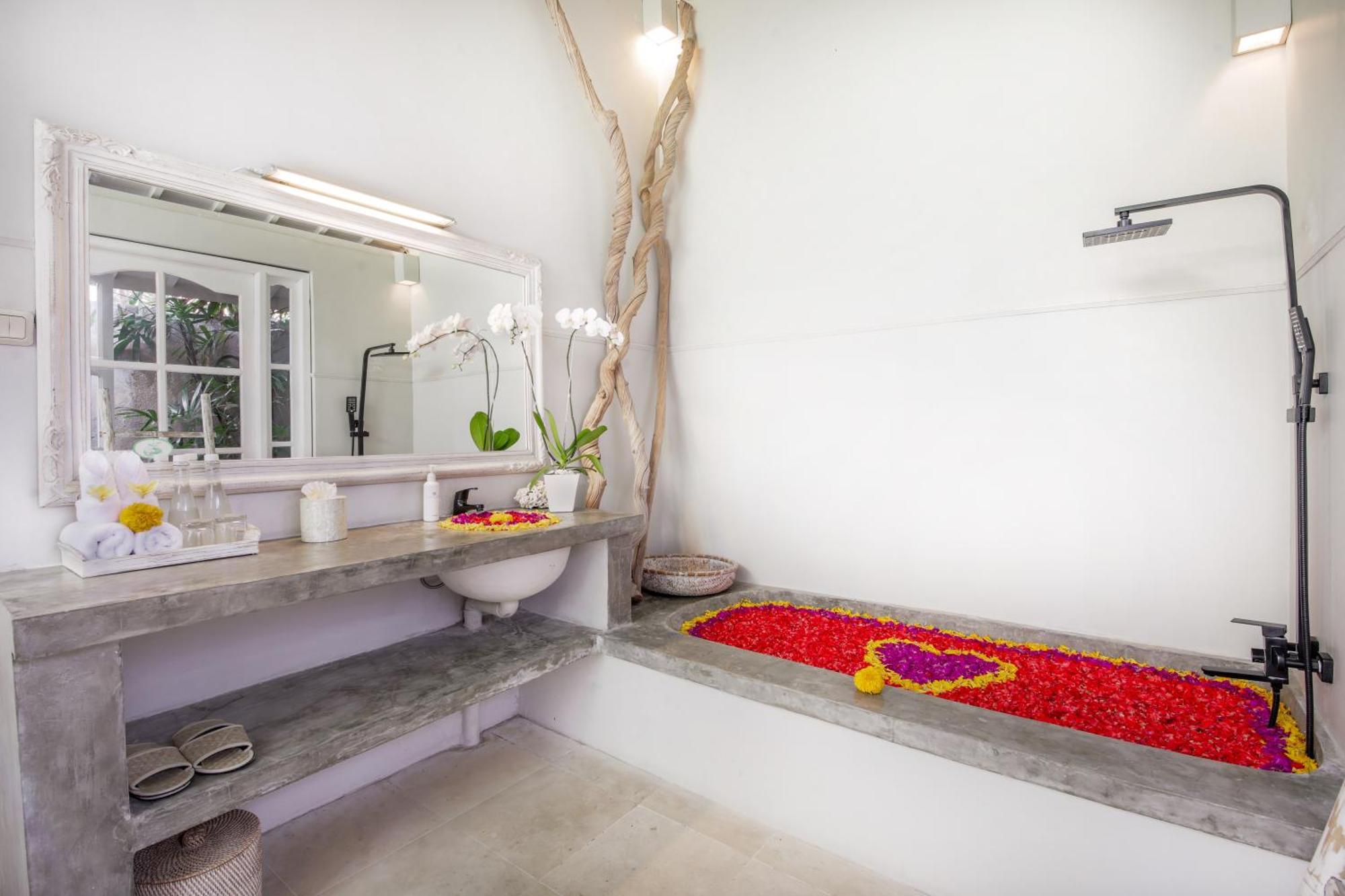 Villa Lodek Deluxe Seminyak  Ngoại thất bức ảnh