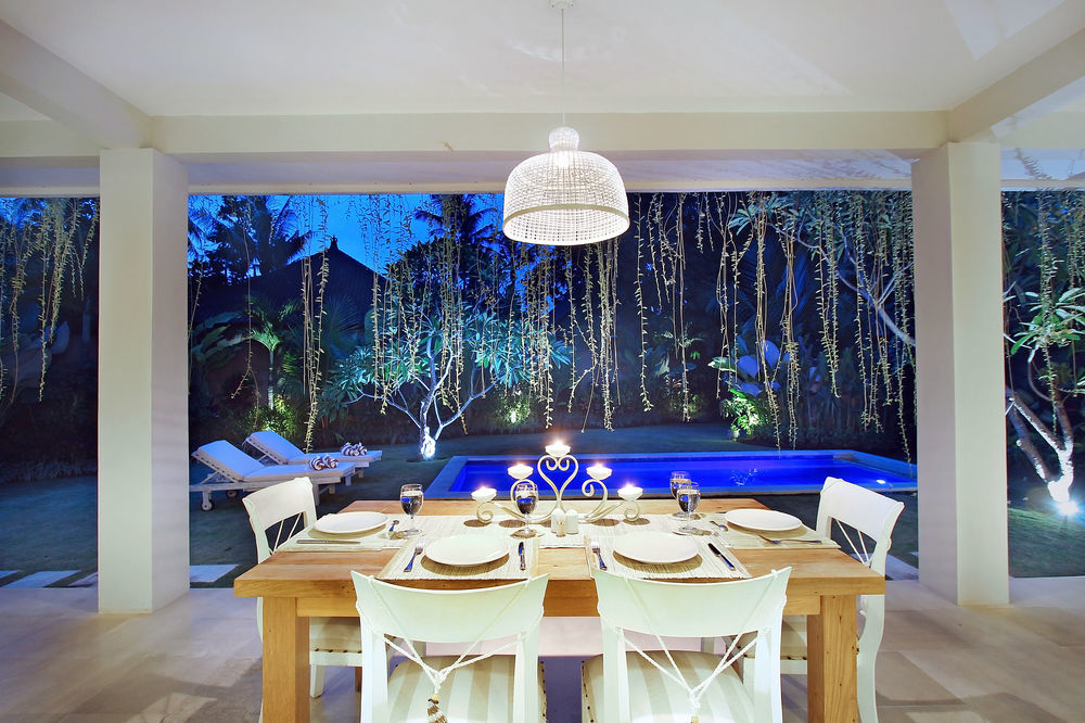 Villa Lodek Deluxe Seminyak  Ngoại thất bức ảnh